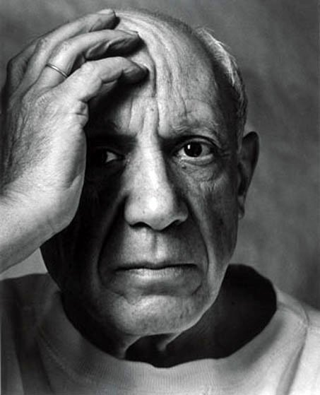 Pablo Picasso - L'amour est une ortie qu'il faut moissonner chaque instant si l'on veut faire la sieste étendu à son ombre.